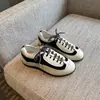Xiaoxiangfeng 2026 Verano Nuevo Color Panda Blanco y Negro Bloque de Color Retro Zapatillas de Entrenamiento Alemanas con Cordones Tenis Casuales para Mujer