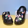 Crocs de fundo plano com acessórios do Capitão América, antiderrapantes, ecológicos, resistentes a odores, integrados, Crocs femininos, feminino