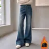 Jeans de Mezclilla de Invierno para Niñas 2026 Nuevo Estilo Chica Dulce Estilo Coreano Niños Medianos y Grandes Jeans de Campana Ajustados Engrosados con Forro Polar Modernos