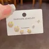 Nuevo Conjunto de Aretes Exquisitos de Moda Manzana con Circonita Completa de Tres Piezas Versátil para el Viaje Diario Sensación de Alta Gama Aretes Súper Brillantes
