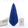 Toalla absorbente gruesa de fibra cuadrada de vellón coralino de 40 x 40 para adultos, venta al por mayor, toalla pequeña suave para colgar.
