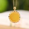 Un Ciervo Plata Esterlina S925 Chapado en Oro Ámbar Natural Cera de Abejas Retro Elegante Hebilla Ping An Colgante Cadena de Lana para Mujer