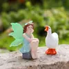 Decoração de Jardim Anjo Fada Animal Ganso Realista Micro-Paisagem Menina Ornamento de Resina com Asas Luminosas