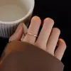Anel Cruz Minimalista para Mulheres, Design de Nicho, Anel Aberto para Dedo Indicador, Versátil da Moda, Luxo Leve, Estilo Cool, Novo, Atacado