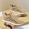 Zapatos de Hombre 2025 Otoño e Invierno Nuevos Tendencia Deportivos Versátiles Casuales de Cuero sin Cordones Impermeables Trabajo Zapatillas de Suela Gruesa