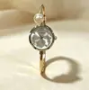 Nuevo Modelo de Comercio Exterior Reloj Redondo Pequeño con Pulsera de Perlas para Mujer, Alto Valor Estético, Joyería Exquisita y Compacta, Reloj de Pulsera de Cuarzo para Dama