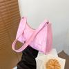 Bolso Baguette de Nueva Llegada Elegante Bolso de Hombro con Cadena para Mujer 2022 Verano Nuevo Llegada de Moda Lindo Bolso de Axila de Moda Genial para Mujer