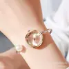 Em estoque envio direto relógio de pulso feminino pérola requintado pequeno e delicado quartzo versátil relógio feminino transmissão ao vivo transfronteiriça atacado