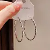 Pendientes de Moda Transfronterizos Europeos y Americanos con Forma de Ola Grande y Pedrería para Mujer, Estilo Minimalista Exagerado Moderno y Único, Pendientes Muy Brillantes al por Mayor