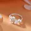 Anillo de Flor de Gardenia Natural y Sencillo para Mujer, Lujo Ligero de Nicho con Diseño de Alta Gama, Anillo Abierto Ajustable, Venta al por Mayor y Dropshipping