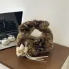 Bolso de Mano Plisado Nube Color Sólido Transfronterizo Moda Otoño 2026 Nuevo Bolso de Felpa Elegante Bolso Dumpling para Mujer