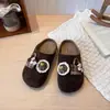 Sapatos de Inverno Simples Estilo Coreano para Meninas Pantufas de Pelúcia Cabeça de Pão Chegada Nova Primavera/Outono Calçados Slip-on Preguiçosos Sapatos Birkenstock
