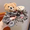 Elástico de cabelo de pelúcia de urso de desenho animado para menina, elástico de tecido xadrez vintage, doce acessório de cabelo para meninas
