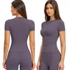 Padrão de Grade de Seda 2026 Roupas de Yoga Femininas Verão Justa Modeladora Secagem Rápida Camiseta Treinamento Fitness Wear Pode Ser Usado Fora Transfronteiriço Secagem Rápida