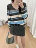 Suéter Casual de Punto de Color Contrastante con Rayas Anchas y Cuello en V para Mujer, Moda Otoño/Invierno 2026 Nuevo Top Juvenil