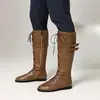 Novas botas de cowboy western estilo britânico com tiras de fivela, design de cano alto, salto baixo, botas de motocicleta, tamanhos 40-48, plus size, para exportação