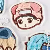 Llaveros de felpa bordados de personajes de anime más vendidos, colgantes decorativos para mochilas de estudiantes, accesorios de moda