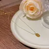 Joyería Transfronteriza Europea y Americana Moda y Exquisito Colgante Nicho Cadena Clavicular No Descolorante Oro de 18K Acero Titanio Accesorios de Collar para Mujer