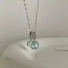 Colar pingente quadrado de zircônia de luxo leve para mulheres, corrente clavicular de luxo leve de alta qualidade, design moderno e simples, acessório versátil