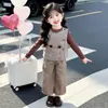 Conjunto de Roupa para Meninas Primavera e Outono 2026 Nova Moda Outono Infantil para Bebês, Conjunto Elegante Casual de Três Peças com Colete
