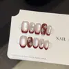 [Vino que calienta el corazón] Lujo Ligero Circonita Rojo Francés Navidad y Año Nuevo Uñas Portables Hechas a Mano Puras Estilo Corto Parches de Uñas Blanqueadores