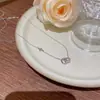 Joyería Transfronteriza Europea y Americana Moda y Exquisito Colgante Nicho Cadena Clavicular No Descolorante Oro de 18K Acero Titanio Accesorios de Collar para Mujer