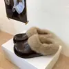 Chinelos Femininos de Meio Aberto com Solado Grosso, Aumentadores de Altura, Biqueira de Couro, Para Usar na Rua, Lançamento de Inverno 2026, Versáteis, Forrados com Pelúcia, Chinelos de Algodão Birkenstock
