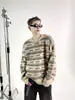 Suéter Listrado em Cor Contrastante para Homens, Estilo Solto e Relaxado, Novo Estilo Americano Outono e Inverno, Top Casual de Moda de Alta Qualidade com Gola Redonda para Casais