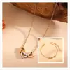 Collar Pulsera de Acero de Titanio Corazón Estrella Transfronterizo, Pulsera de Acero Inoxidable de Lujo Ligero Moda Corazón Estrella Tricolor para Mujer