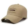 Boné de Baseball Retro Europeu e Americano Desgastado com Bordado de Letra para Homens e Mulheres, Chapéu de Sol Versátil Casual para Uso Externo