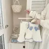Lindo Atuendo de Verano para Bebés Niñas: Conjunto de Camiseta Dulce Delgada Estilo Coreano con Chaleco Alado y Pantalones Acampanados