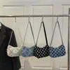 Bolsa Quadrada Pequena da Moda, Bolsa de Ombro Casual Retrô de Alta Qualidade com Franja e Estrela de Brim com Borda Crua Personalizada para Mulheres