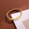 Pulsera de lujo ligera de alta calidad con forma de nariz de cerdo, hebilla de anillo, diseño de nicho simple, pulsera con sentido, regalo para novia, elegante y combinable.