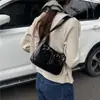 Bolsa Quadrada Pequena da Moda para Mulheres, Couro PU, Decoração Única com Cordão, Design de Nicho, Bolsa de Ombro Versátil e Fashion para Mulheres