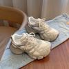 Zapatillas de Abuelo para Mujer 2026 Otoño e Invierno Nueva Moda Versátiles de Malla Transpirables Suela Gruesa que Aumenta la Altura Casual Deportivas