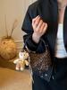 Bolsa Transversal Simples com Estampa de Leopardo Transfronteiriça Feminina 2025 Nova Outono e Inverno Personalizada Moderna Bolsa Transversal Fashionável Bolsa Dumpling de Mão