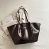 Bolso de Mano de Alta Gama con Forma de Murciélago, Ligero, Gran Capacidad para Mujer, Nuevo Bolso de Hombro o Axila de Estilo Europeo y Americano de Moda para Mujer