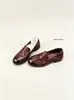 Sapatos Pequenos de Couro Estilo Britânico Retrô Femininos Outono Inverno Novos Meia-Salto Sapatos de Trabalho Bico Redondo Salto Grosso Sapatos de Encaixe Mocassins