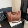 2026 Principios de Primavera Nuevo Vintage Tejido Gran Capacidad Gama Alta Elegante Versátil Bolso de Hombro Tote Cruzado