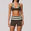 Nuevo conjunto de yoga de lunares Zechuang con tirante halter, diseño de dos piezas falso, conjunto deportivo de secado rápido para correr y fitness 4549