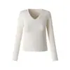 Camiseta Base com Decote Coração H255 para Primavera e Outono, Top com Design Versátil, Camiseta Branca de Manga Longa, Top com Gola V e Ombro Normal
