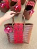 Bolso Tejido de Moda Versátil Hecho a Mano Cesta de Verduras Bolso Bandolera de Bambú Retro Bolso Tote de Paja Compañero Femenino Bolsa de Regalo