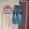 Conjunto de Roupa para Meninas Primavera e Outono 2025 Novas Roupas de Outono Infantis Peça Externa de Manga Longa Jeans Conjunto de Duas Peças Tendência