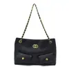 Bolsa Retro Fashionável Estilo Chanel 2026 Nova Versátil Bolsa Transversal Feminina com Acabamento de Luxo para o Dia a Dia e Ombro
