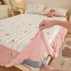 Saia de Cama e Colcha Classe A Dois em Um Colcha de Leite para Outono e Inverno Saia de Cama Espessa Quente Antiderrapante Conjunto de Três Peças