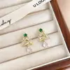 Brincos de Árvore de Natal Floco de Neve Diamante Agulha de Prata com Borla de Pérola Lançamento de Natal Brincos Elegantes de Luxo Leve Brincos da Moda