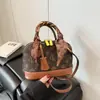 Bolsa Concha Casual da Moda com Textura Simples, Bolsa de Ombro Único Transversal, Nova Bolsa Feminina de Nicho Primavera 2026
