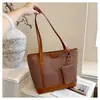 Bolso de Gran Capacidad de Moda para Viajes Diarios para Mujer Otoño 2026 Nuevo Bolso de Hombro Sencillo Alta Apariencia Estilo Coreano Bolso Tote