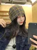 Sombrero holgado de cuadros retro estilo postapocalíptico para mujer, sombrero tipo turbante moderno para chica dopamine hot, hace que la cara se vea más pequeña, sombrero de poner gorro