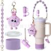 Taza Decorativa Stanley Cup Funda para Taza Tapa con Popote Llavero Pequeño Briqueta Peluche Colgante Set de Accesorios Lazo Flor